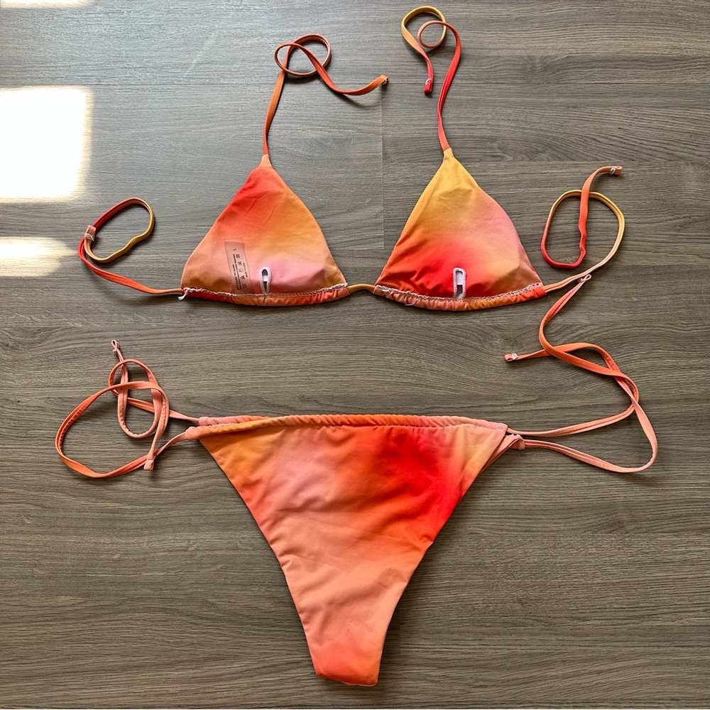 triangle bikini - Picture 3 of 3